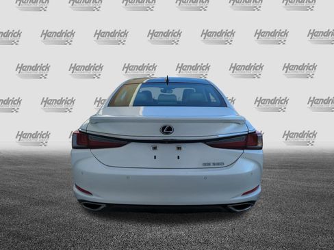 Used 2022 Lexus ES 350 Ultra Luxury w/ Accessory Package 2 image 8