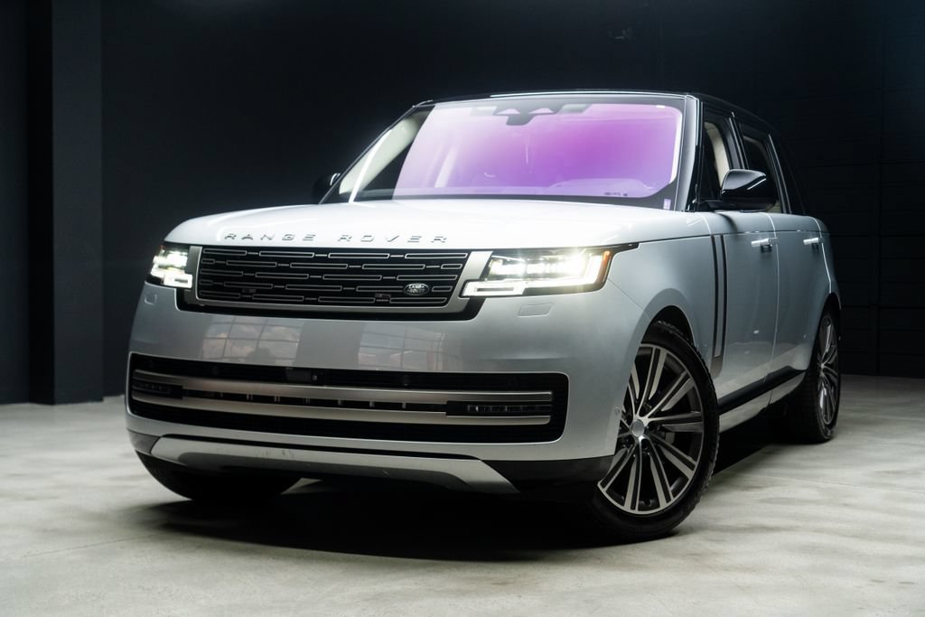 Used 2023 Land Rover Range Rover Long Wheelbase SE AWD/4WD image 2