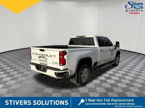 Used 2024 Chevrolet Silverado 3500 High Country w/ Technology Package AWD/4WD image 7