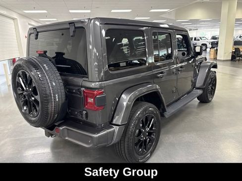 Used 2021 Jeep Wrangler Unlimited Sahara AWD/4WD image 7