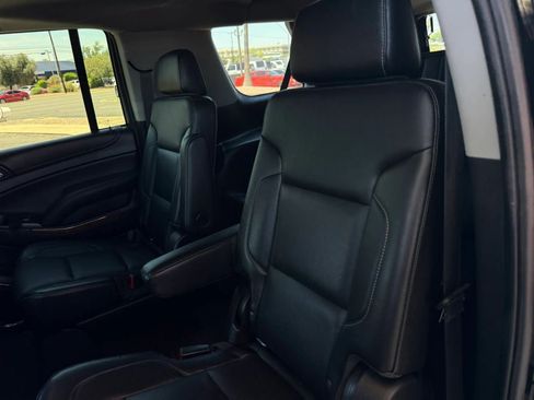 Used 2016 Chevrolet Suburban LTZ RWD image 47