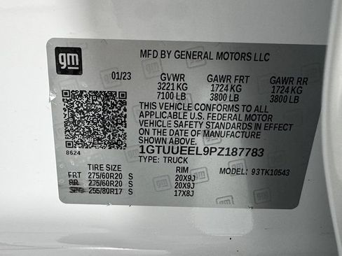 Used 2023 GMC Sierra 1500 AT4 w/ AT4 Premium Package AWD/4WD image 13