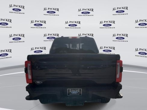 New 2025 Ford F250 Platinum w/ FX4 Off-Road Package AWD/4WD image 4