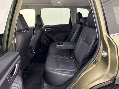 Used 2024 Subaru Forester Touring AWD/4WD image 25