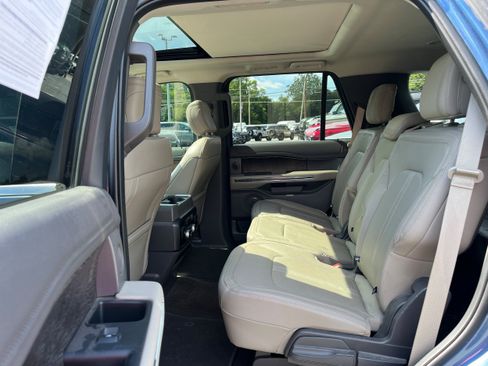 Certified 2019 Ford Expedition Limited w/ Equipment Group 301A AWD/4WD image 13