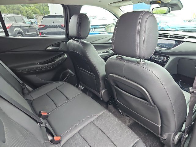Used 2023 Buick Encore GX Essence w/ Experience Buick Package FWD image 11