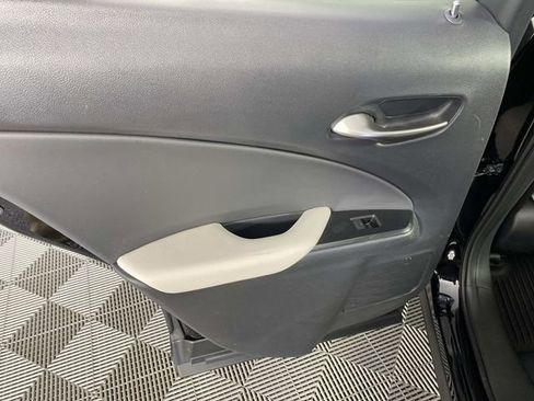 Used 2025 Lexus UX 300h AWD w/ Accessory Package (Z2) image 27