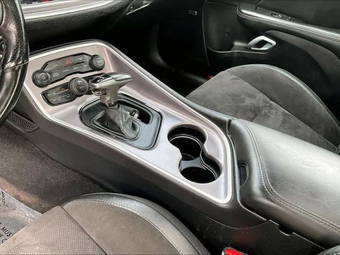 Used 2019 Dodge Challenger R/T Scat Pack w/ Plus Package RWD image 16