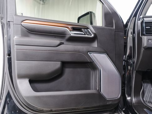 Used 2024 GMC Sierra 2500 Denali w/ Denali Reserve Package image 24