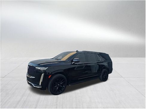 Used 2022 Cadillac Escalade ESV Luxury image 2