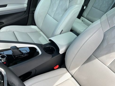 Used 2024 Polestar Polestar 2 image 17