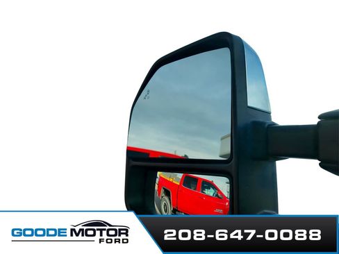 Used 2017 Ford F250 Lariat w/ Chrome Package image 11