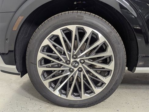 Used 2026 Hyundai Palisade Calligraphy image 9