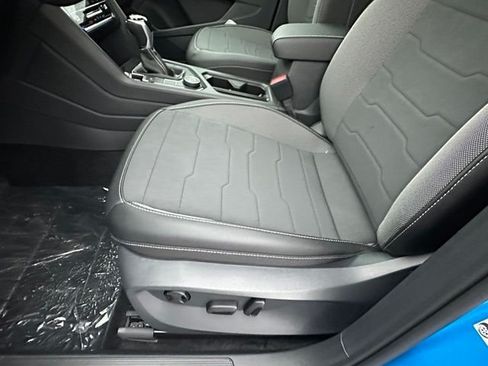 New 2026 Volkswagen Taos SE AWD/4WD image 23