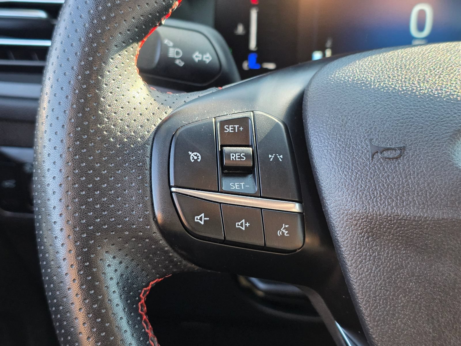 Used 2024 Ford Escape ST-Line FWD image 26
