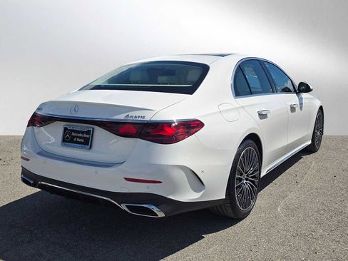 New 2026 Mercedes-Benz E 450 4MATIC Sedan image 3