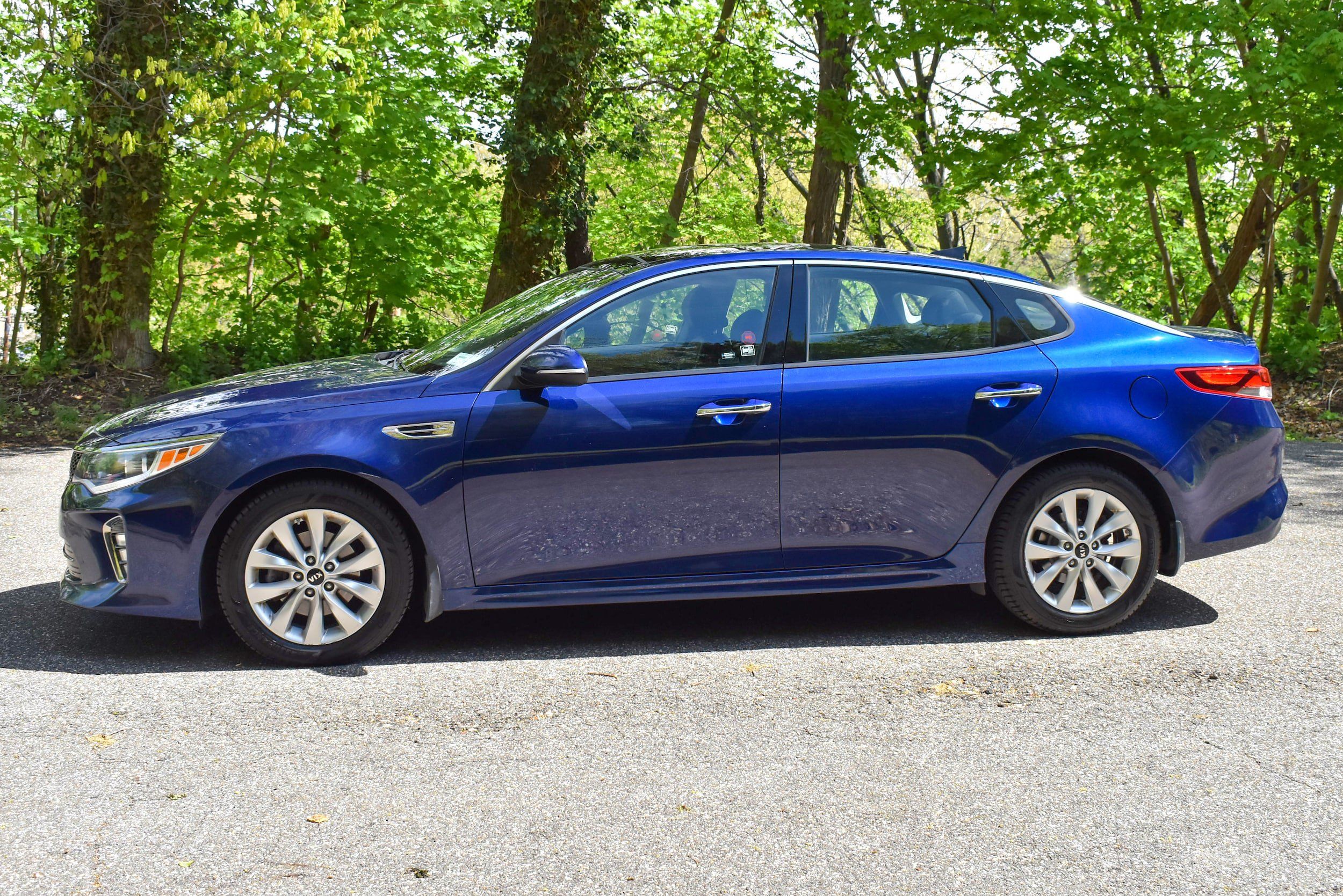 Used 2018 Kia Optima S w/ Panoramic Sunroof Package FWD image 4