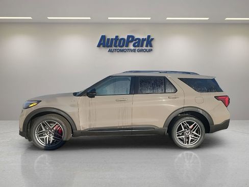 New 2026 Ford Explorer ST-Line AWD/4WD image 4