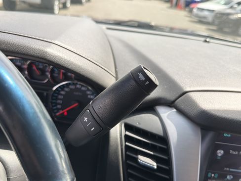Used 2019 GMC Yukon SLT AWD/4WD image 19