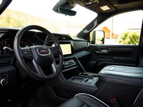 Used 2026 GMC Sierra 2500 AT4X w/ AT4X AEV Edition AWD/4WD image 11