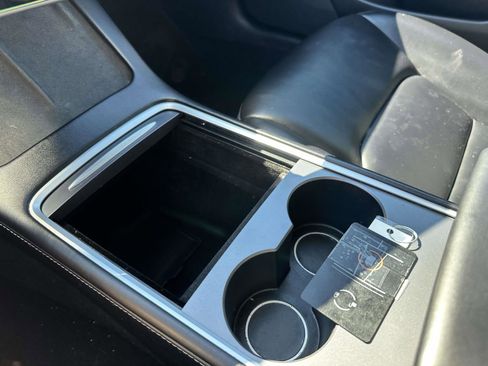 Used 2022 Tesla Model 3 Long Range image 21