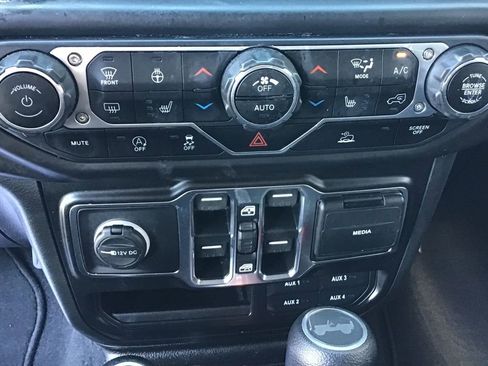 Used 2021 Jeep Wrangler Unlimited Sport AWD/4WD image 23