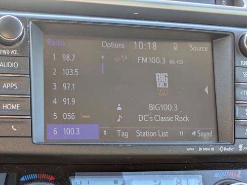 Used 2016 Toyota RAV4 Limited image 13