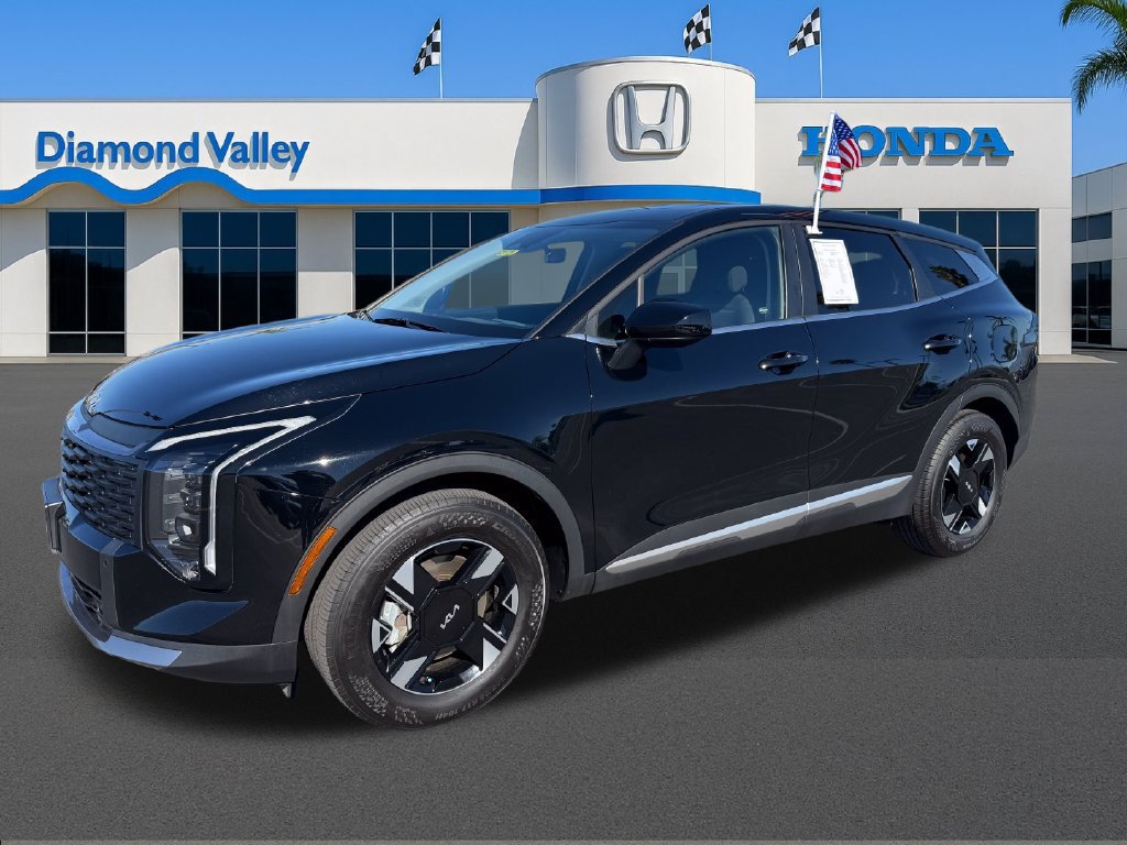 Used 2026 Kia Sportage LX FWD image 3
