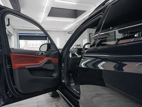 Used 2023 BMW X7 M60i w/ Executive Package image 10