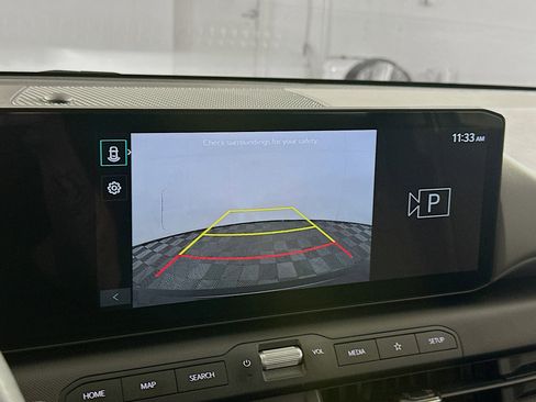 Used 2025 Kia K4 LXS image 23