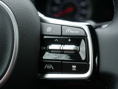 Certified 2023 Kia Sorento X-Line EX AWD/4WD image 29