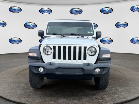 Used 2021 Jeep Wrangler Sport AWD/4WD image 8