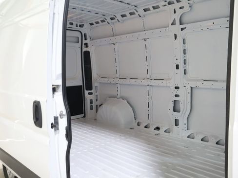 New 2026 RAM ProMaster 2500 FWD image 9