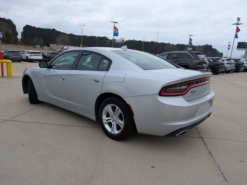 Used 2023 Dodge Charger SXT image 6