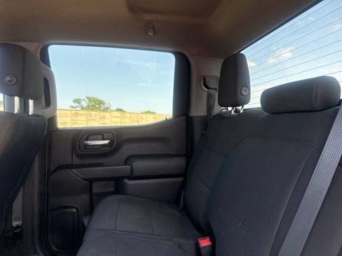 Used 2020 Chevrolet Silverado 1500 Custom w/ Custom Value Package RWD image 34