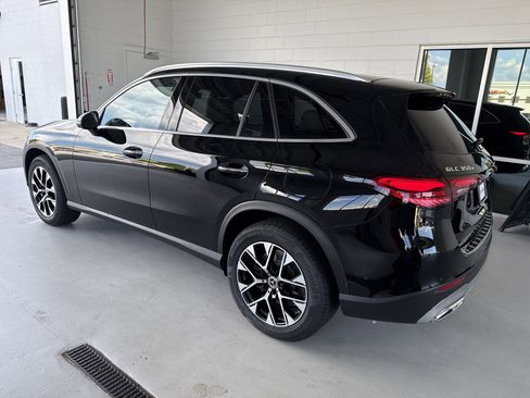 New 2026 Mercedes-Benz GLC 350e 4MATIC image 11