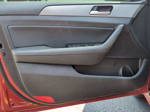 Used 2019 Hyundai Sonata Sport w/ Tech Package 03 FWD image 18