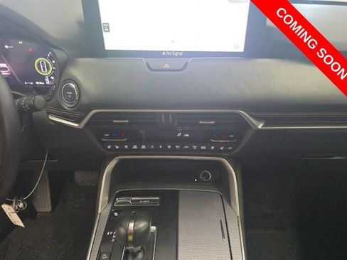 Used 2024 MAZDA CX-90 Plug-In Hybrid w/ Premium Plus AWD/4WD image 9