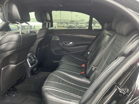 Used 2016 Mercedes-Benz S 550 4MATIC Sedan image 31