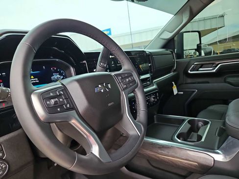 Used 2026 Chevrolet Silverado 2500 LTZ w/ Trail Boss Package AWD/4WD image 10