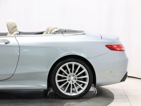 Used 2017 Mercedes-Benz S 550 Cabriolet image 9