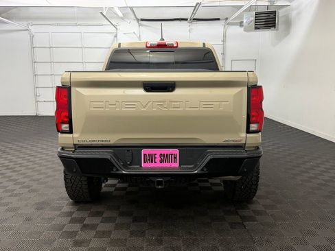 Used 2024 Chevrolet Colorado ZR2 w/ ZR2 Convenience Package III image 10