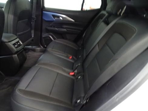 Used 2025 Chevrolet Equinox EV LT w/ Convenience Package FWD image 4