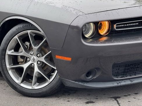 Used 2022 Dodge Challenger GT image 2