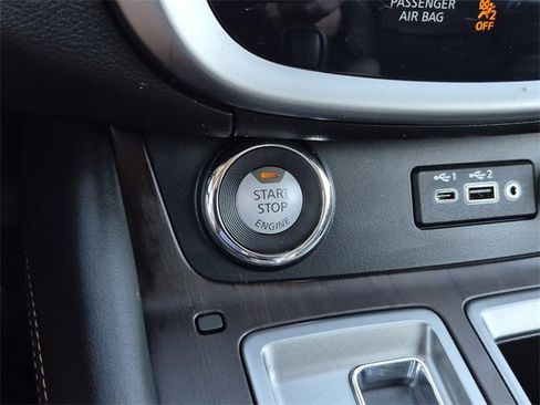 Certified 2024 Nissan Murano Platinum w/ Cargo Package image 40