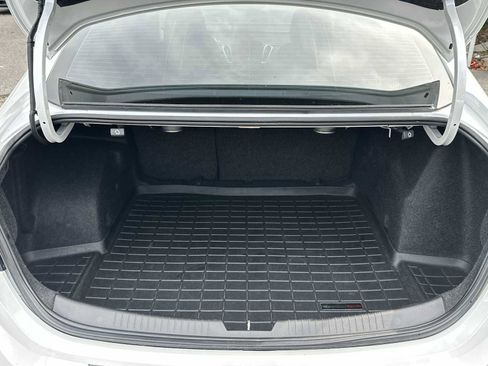 Certified 2017 Chevrolet Malibu Premier w/ Premier Sun and Wheel Package FWD image 34