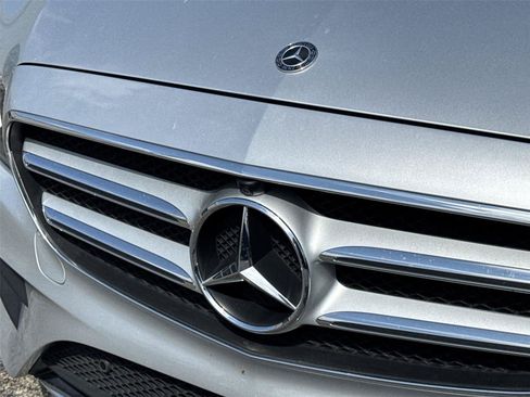 Used 2019 Mercedes-Benz E 300 4MATIC image 10