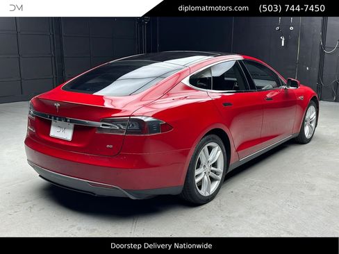 Used 2016 Tesla Model S 85 image 7