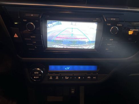 Used 2015 Toyota Corolla S FWD image 13