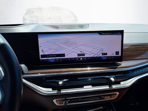 Used 2026 BMW X5 xDrive40i image 32